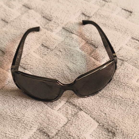 Sunglasses - Picture 1 of 5